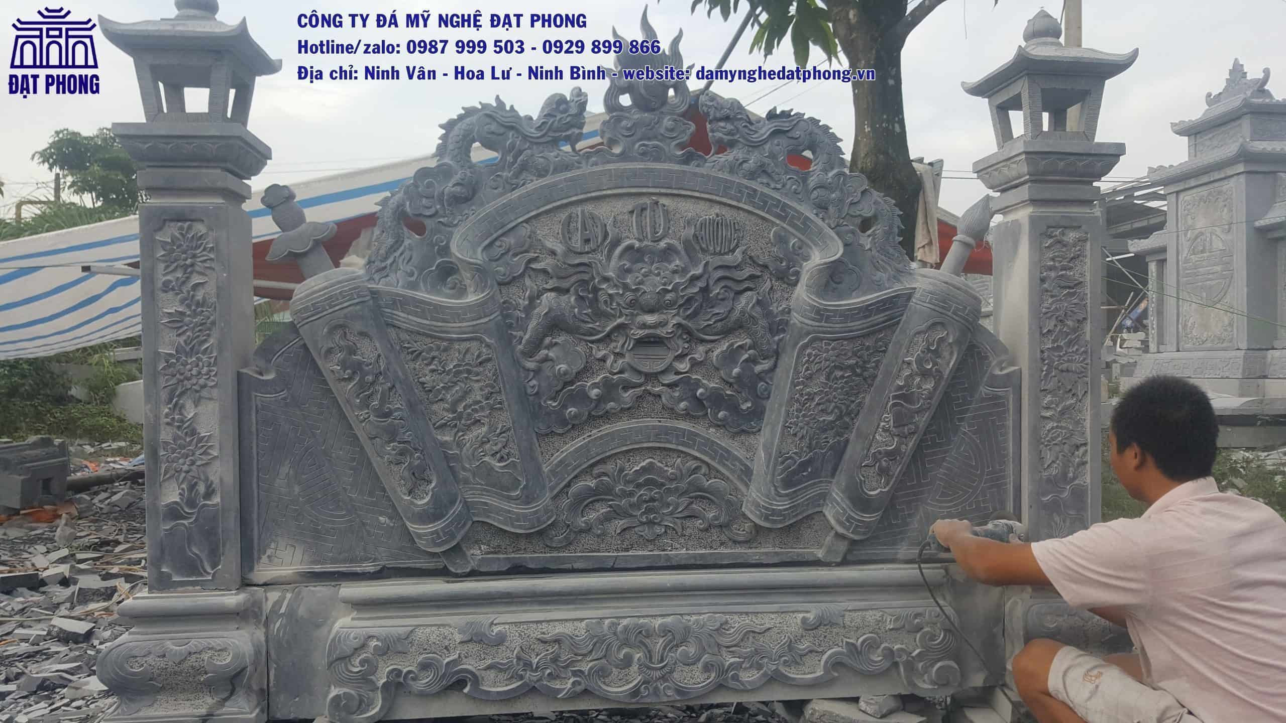 Vị trí đặt mộ được kiến trúc sư của Đạt Phong bố trí tỉ mỉ trong bản vẽ phù hợp với yêu cầu của khác hàng trước khi thi công