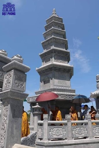 Mộ tháp Phật giáo nổi bật