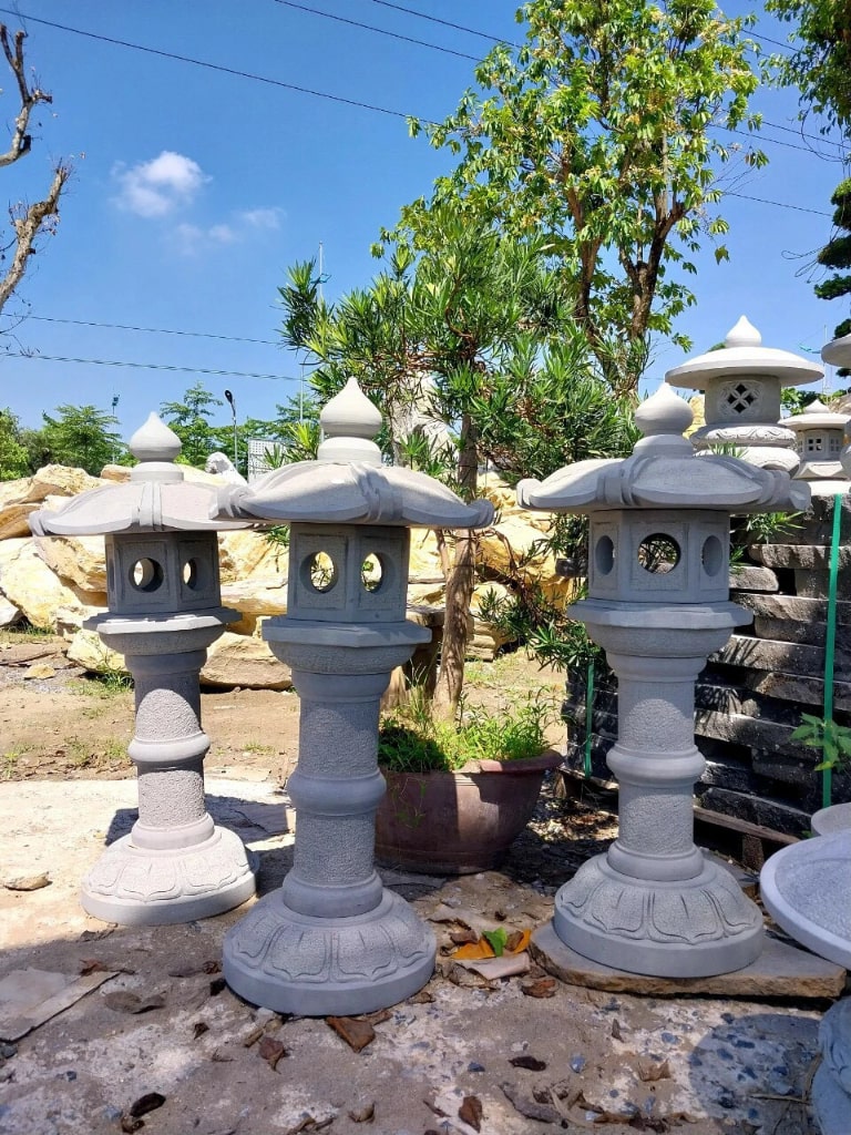 đèn đá sân vườn tại Hà Nội